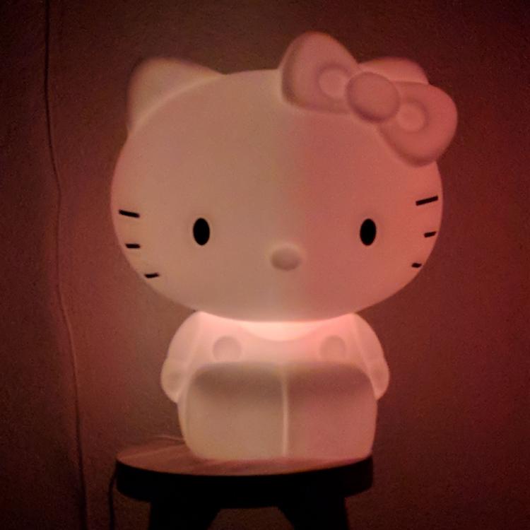 hellokittylampe.jpg