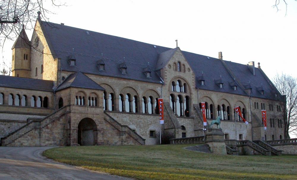 kaiserpfalz.thumb.jpg.7ec96b77bdde3729a6ca58cbae1359b7.jpg