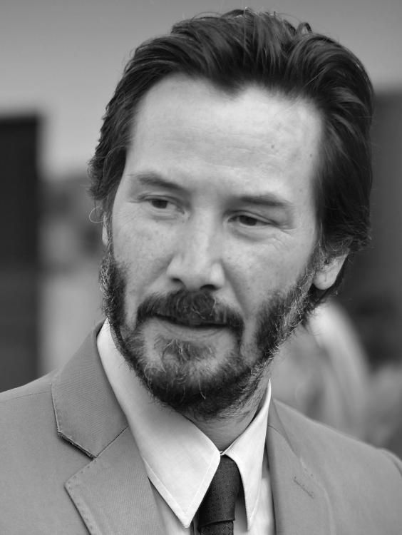 Keanu_Reeves_2015.thumb.jpg.65eb0ec20f6b758047a9b519752ad96b.jpg